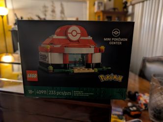LEGO Pokémon Mini Pokémon Center Set 40911