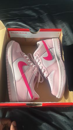 Pink dunks