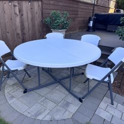 Plastic Foldable Table W/chairs