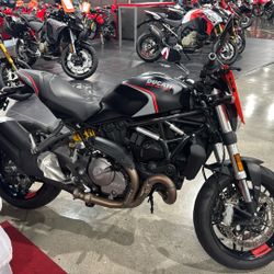 2021 DUCATI MONSTER 821 STEALTH