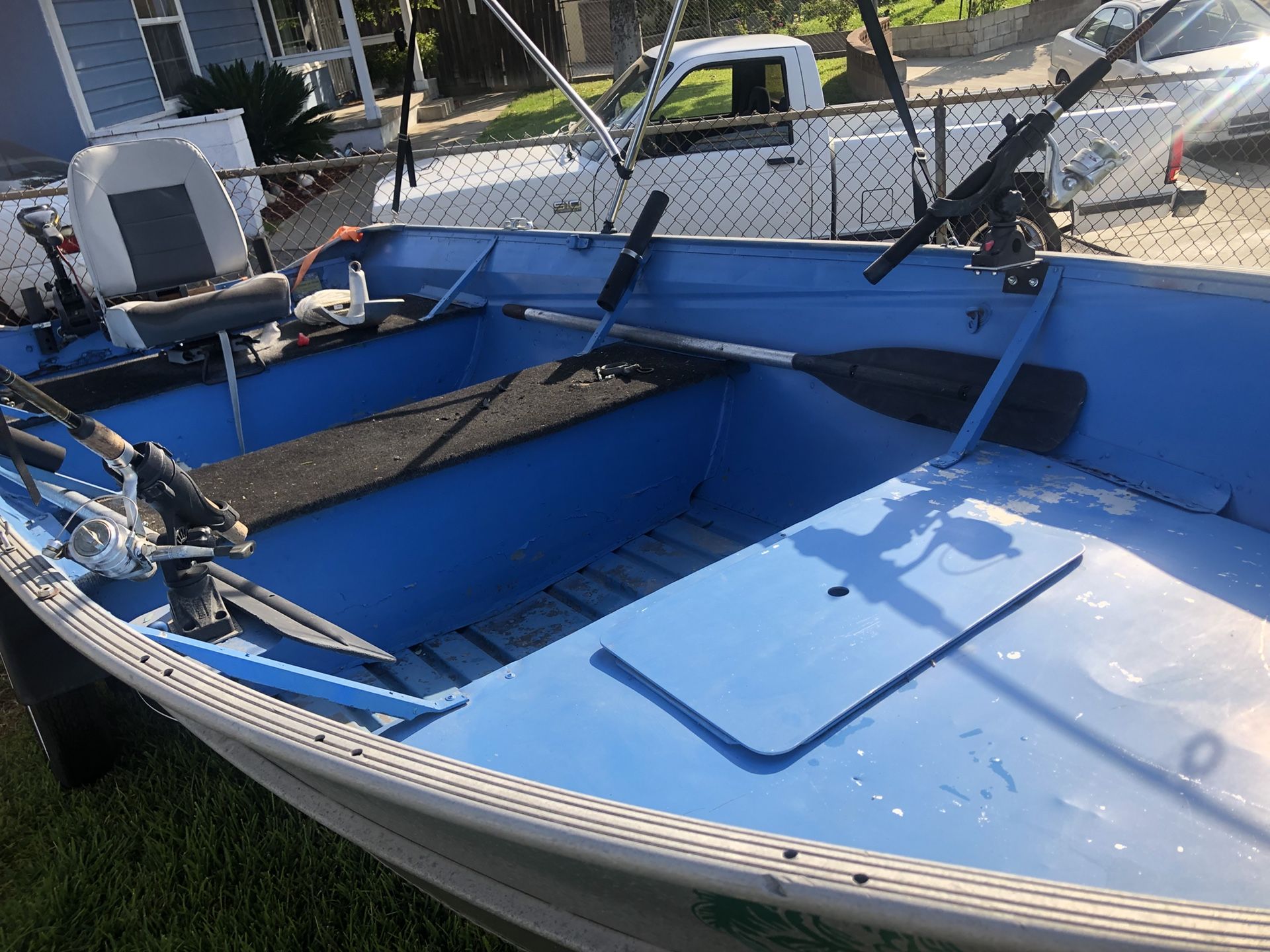 16 foot aluminum boat for Sale in Baldwin Park, CA OfferUp