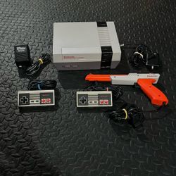 Complete Nintendo Entertainment System (NES)