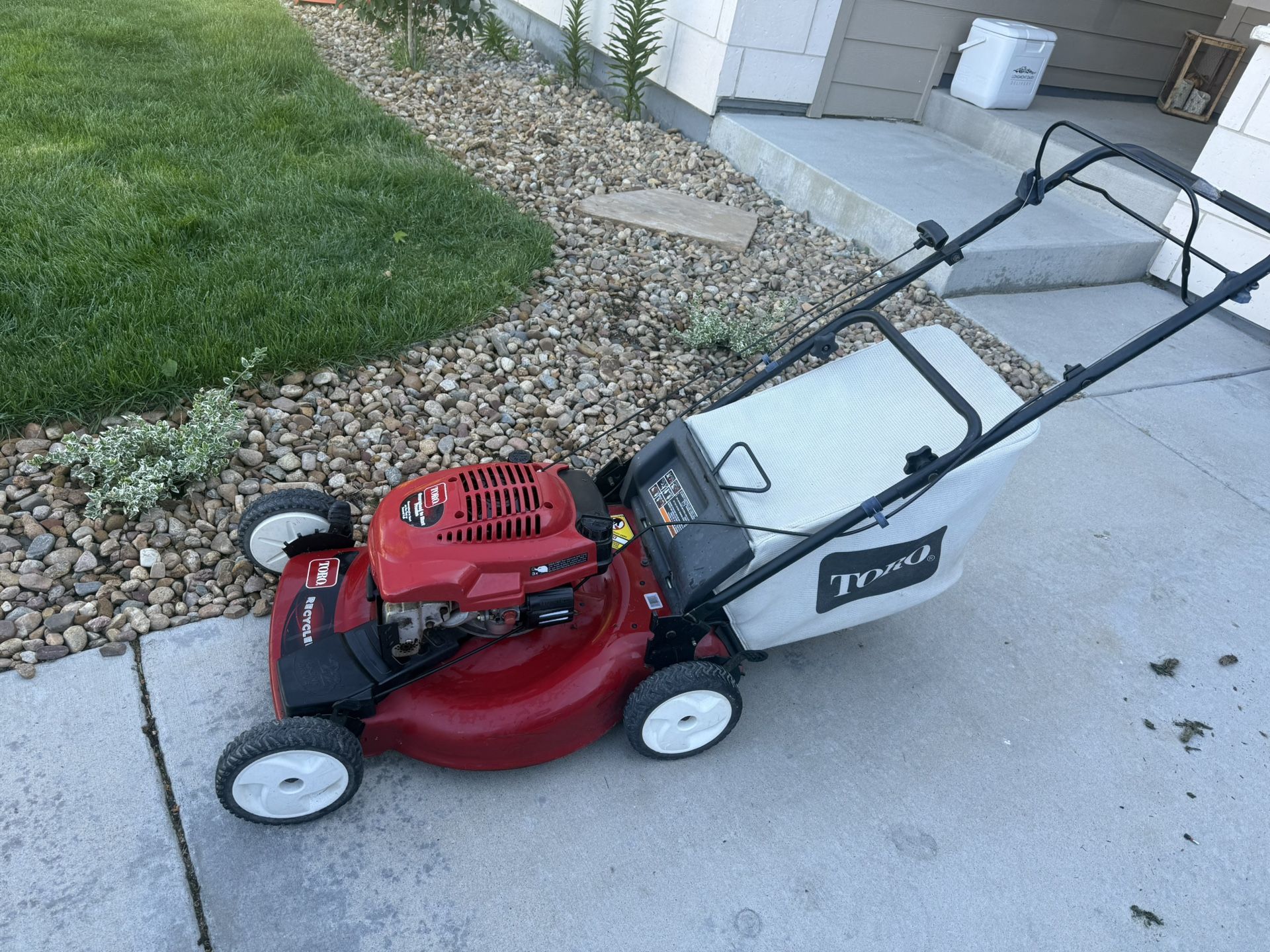 Toro self propelled lawnmower