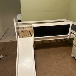 Twin Bed 