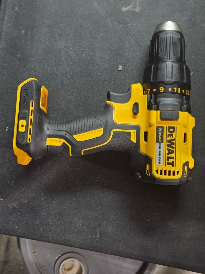 20V Brushless DeWalt Drill