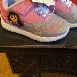 Dora Size 8 Brand New $10