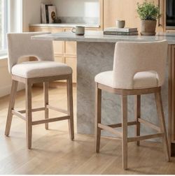4 Brand New Counter Height Stools!!