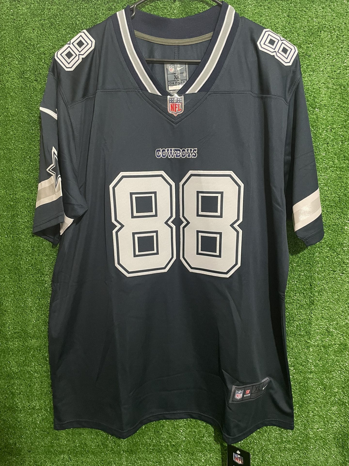 CEEDEE LAMB DALLAS COWBOYS NIKE JERSEY BRAND NEW WITH TAGS SIZES MEDIUM, LARGE AND XL AVAILABLE
