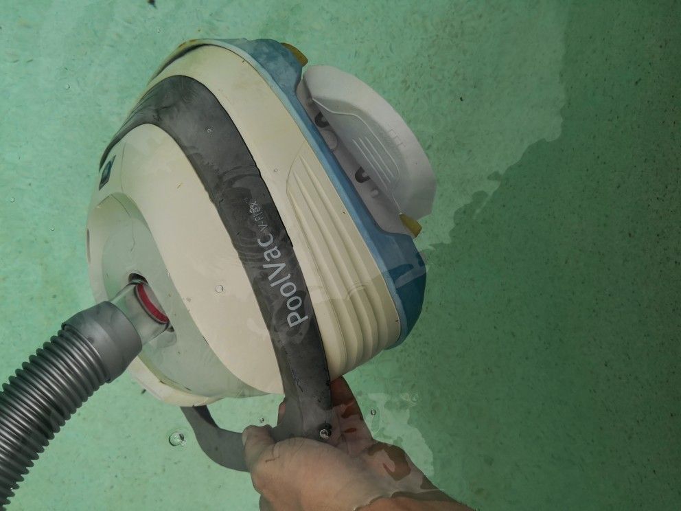 Hayward pool vacuum for Sale in Boynton Beach, FL OfferUp
