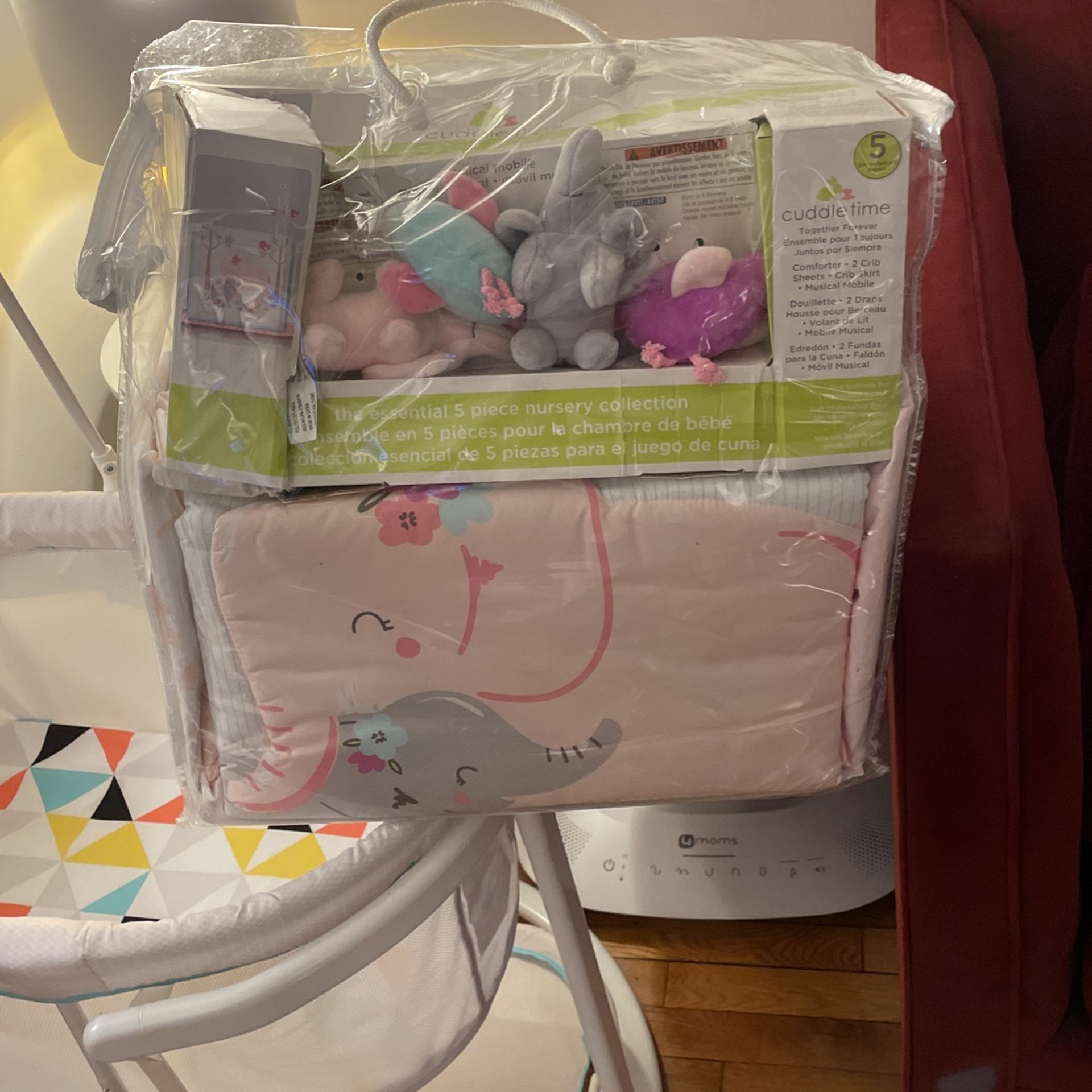 Crib Comforter Set