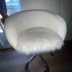 Swivel Fur Chair 