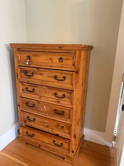 6 drawer Dresser