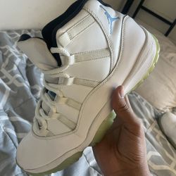 Jordan 11 legend blue 2014