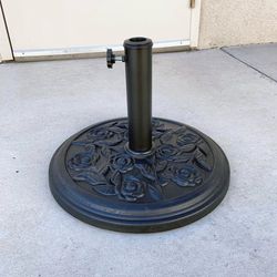 (NEW) $25 Lightweight Patio Umbrella Base 18” Round Base Stand Outdoor Garden Market, Weight 18 lbs