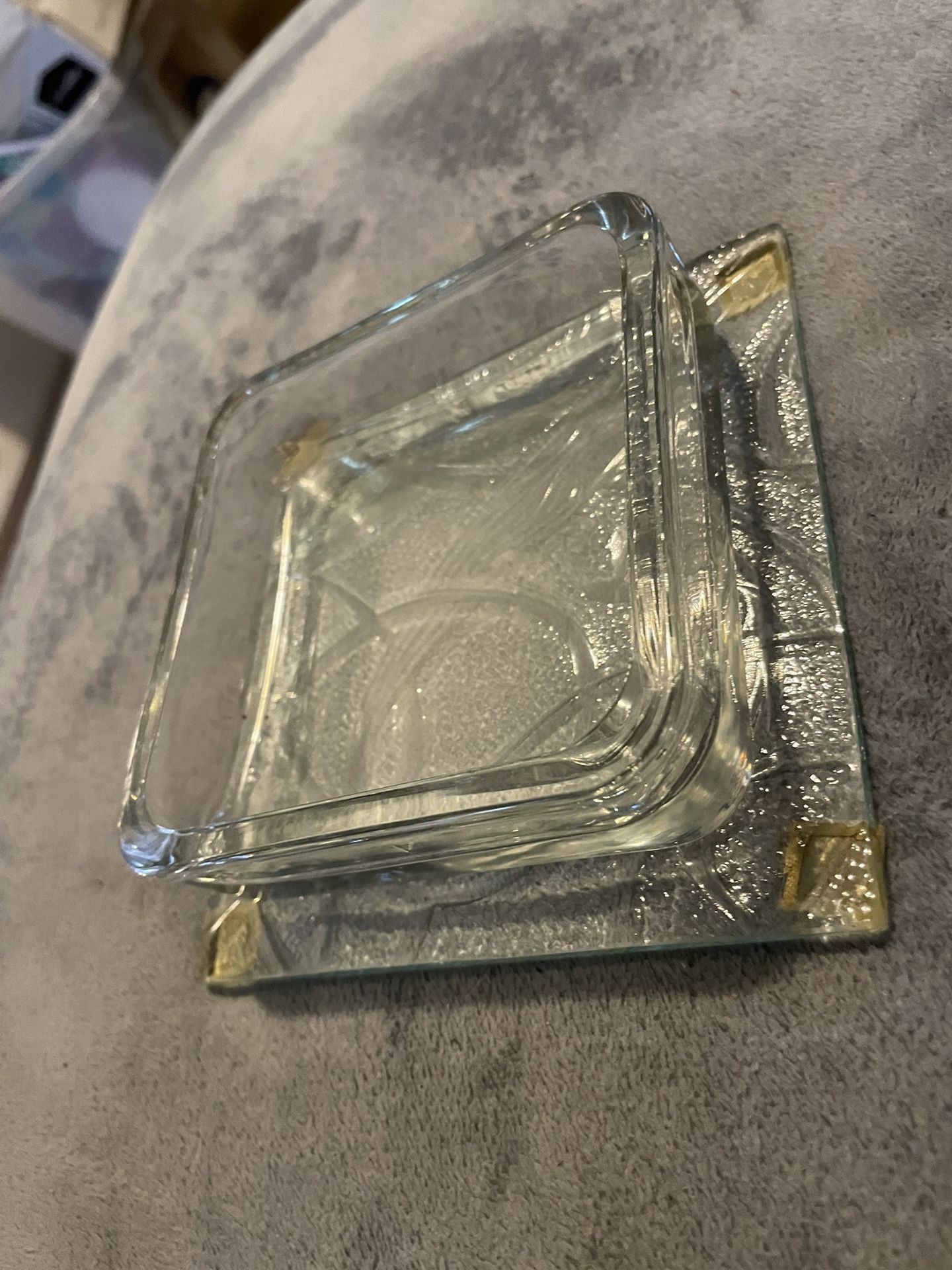 Ashtray holder
