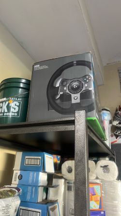 Logitech G920 200$ Used A Few Times Box Damaged When Shipped