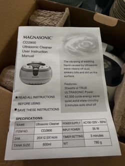 Jewelry cleaner