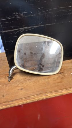 Volkswagen bus right side, Mirror Mirror