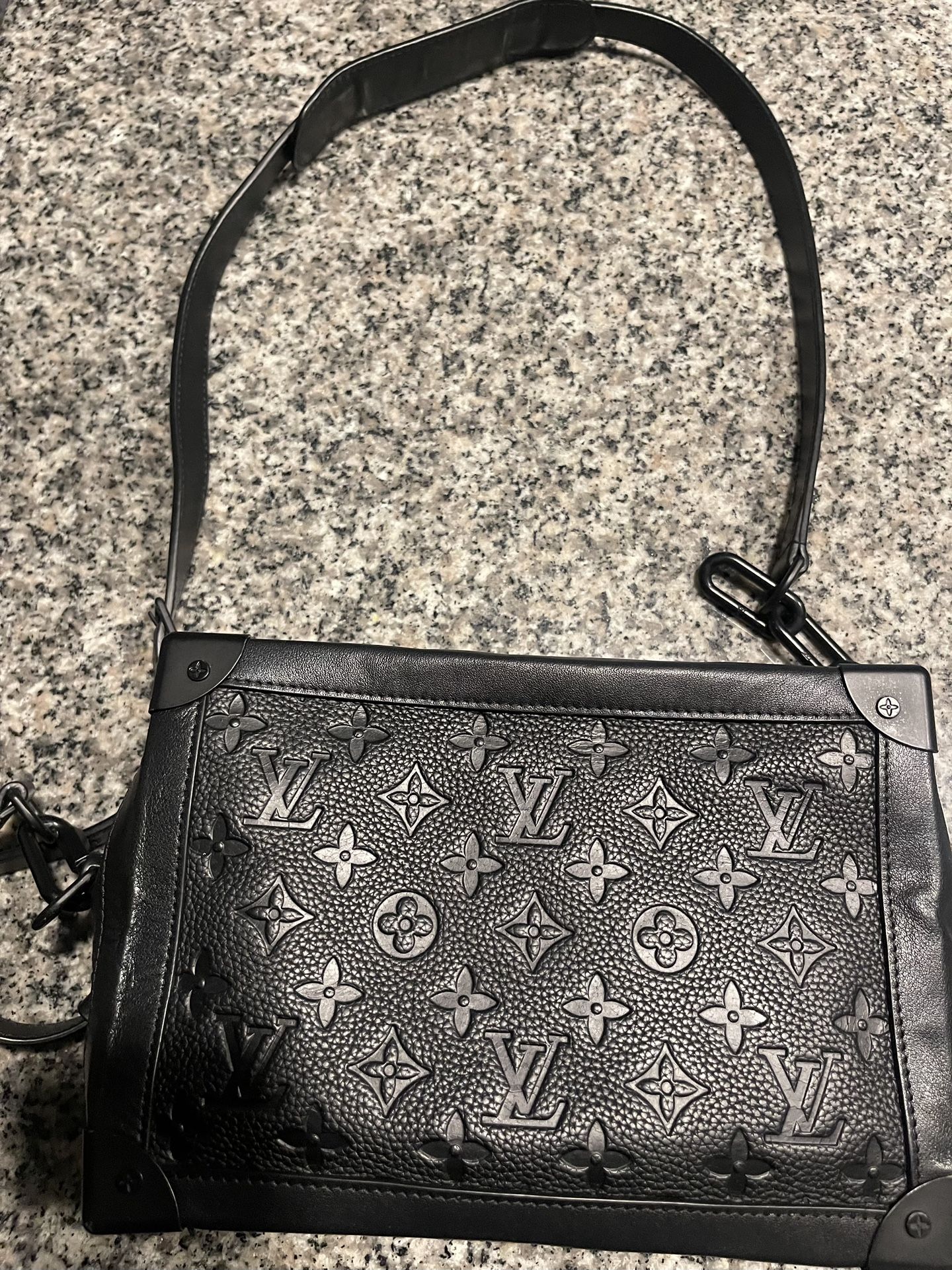Unisex Louis Vuitton Black Bag