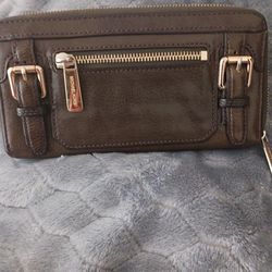 MICHEAL KORS WALLET ..........😁😊😍