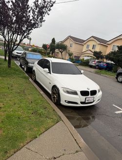 2011 BMW 3-Series Sedan