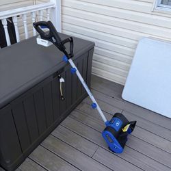 Snow Joe Battery Powered Snow Thrower