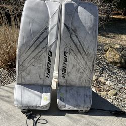Bauer intermediate 31+ Vapor 3X goalie pads (white)