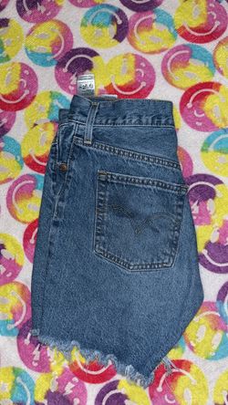 Levi Jean Shorts