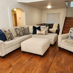 Large Ashley Furniture Sectional Set – Excellent Condition!