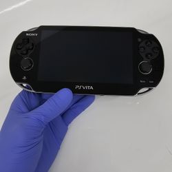 PS VITA BLACK CHARGER INCLUDED 128 STORAGE 8GB MEMORY