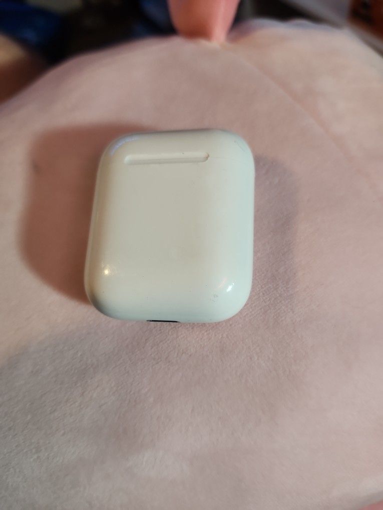 Airpods Gen 1 Case ONLY