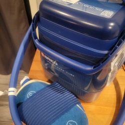 Polar care Cube Ice Machine Almost New 