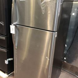 Frigidaire Top Freezer Appliance