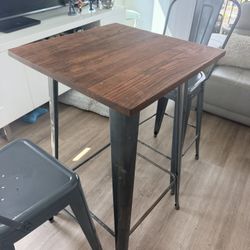 height table + 2 matching stools set! 