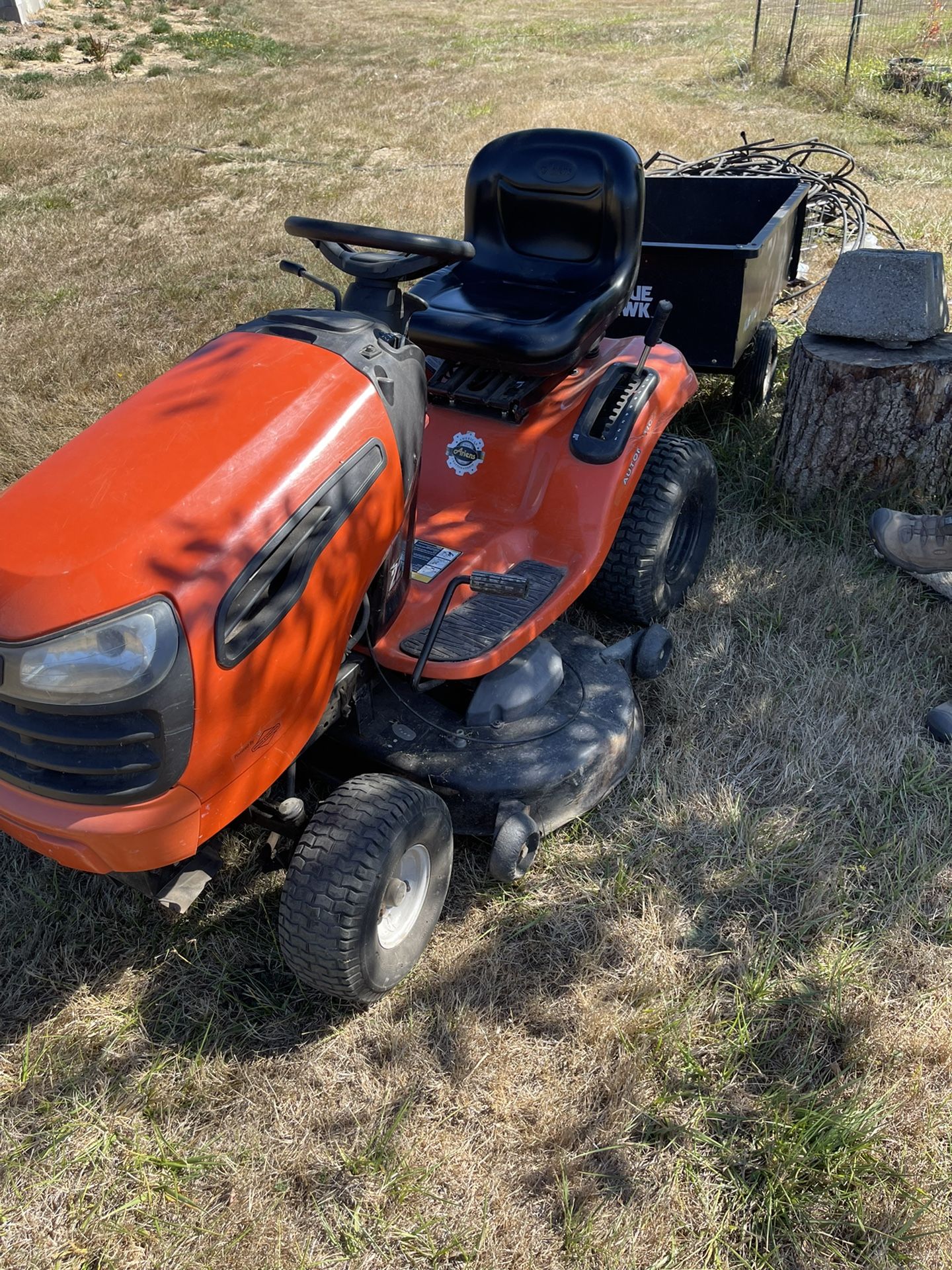 Ariens lawn Mower With Trailer 