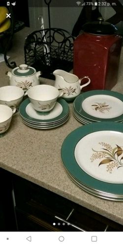 Plates 18 pieces