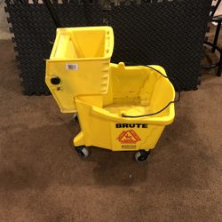 Mop Bucket 