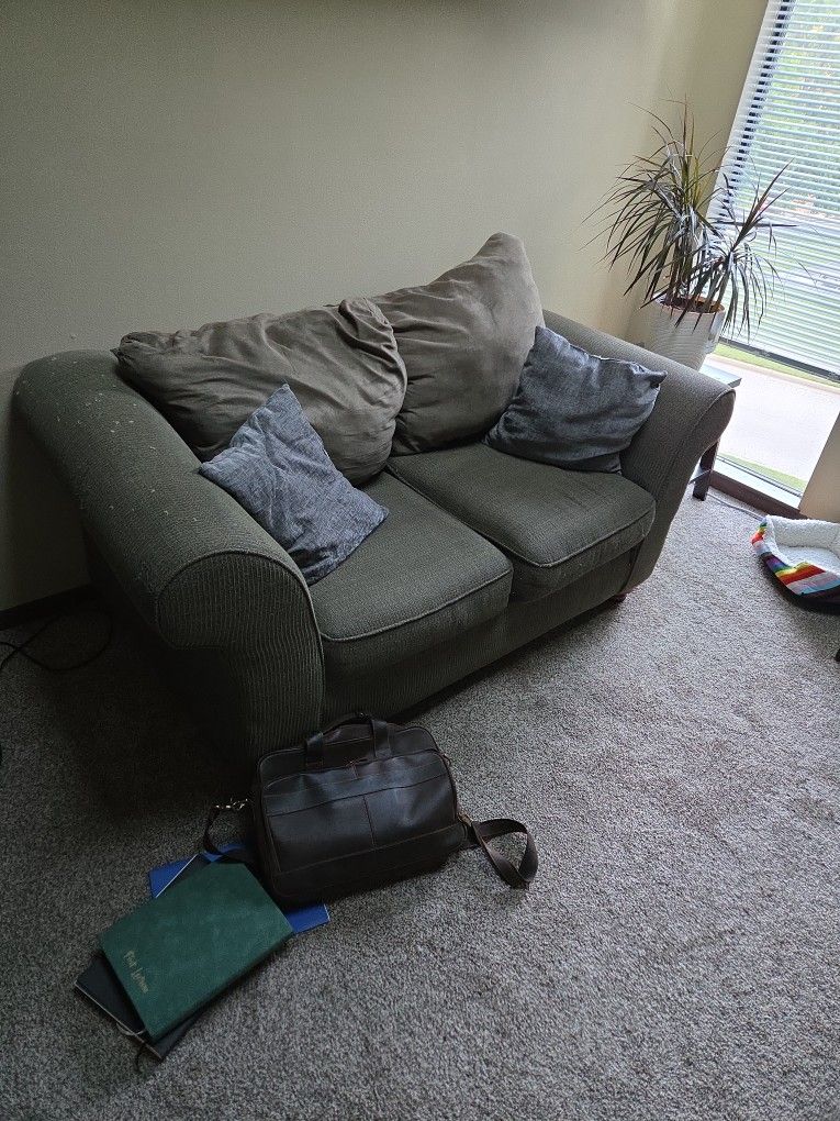 Love Seat, Green