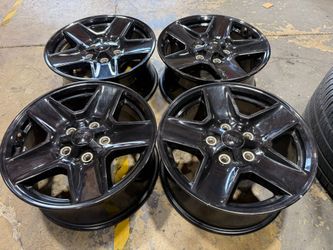 4x OEM 2020 JEEP GLADIATOR Wrangler rims OEM 17" Wheel Rims Set Of 4