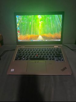 2 in 1 Touchscreen Laptop/Tablet 13.3" 8th Gen Core i5 16gb Ram 256gb m.2 ssd