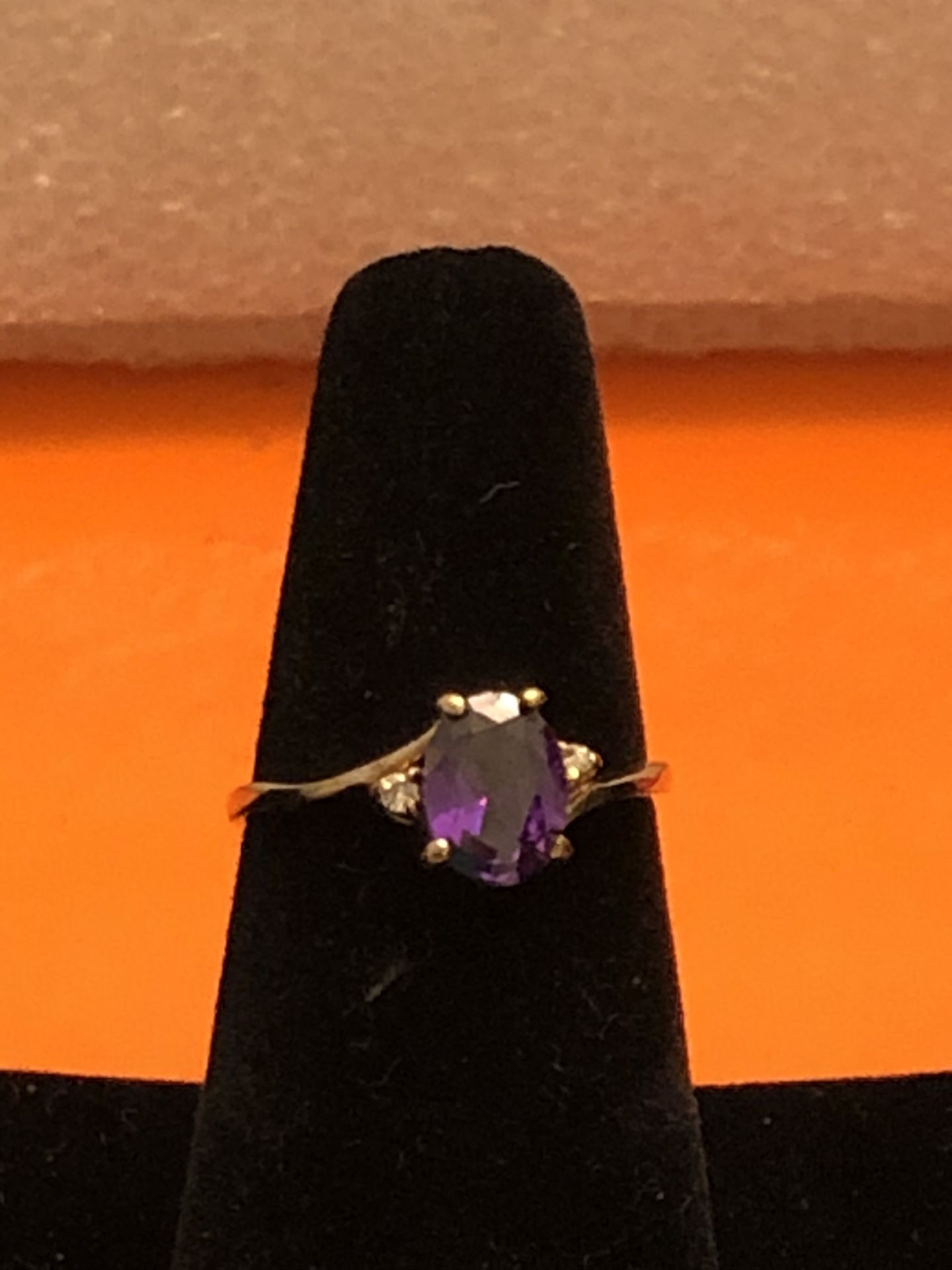 10k gold amethyst &diamond ring,2.17 grams, Size 6.5, please look at all pictures for more details