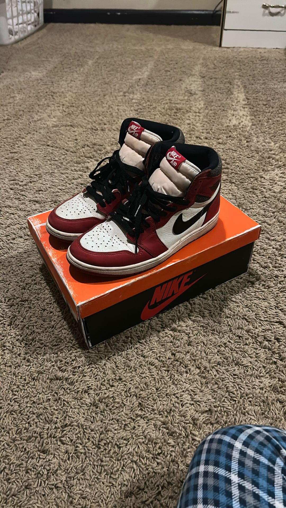 Air Jordan 1 Retro High OG ‘Chicago Lost & Found’