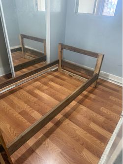 Stackable twin bed frame