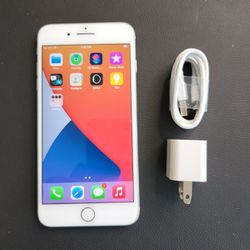 iPhone 7 Plus - UNLOCKED - Like New 
