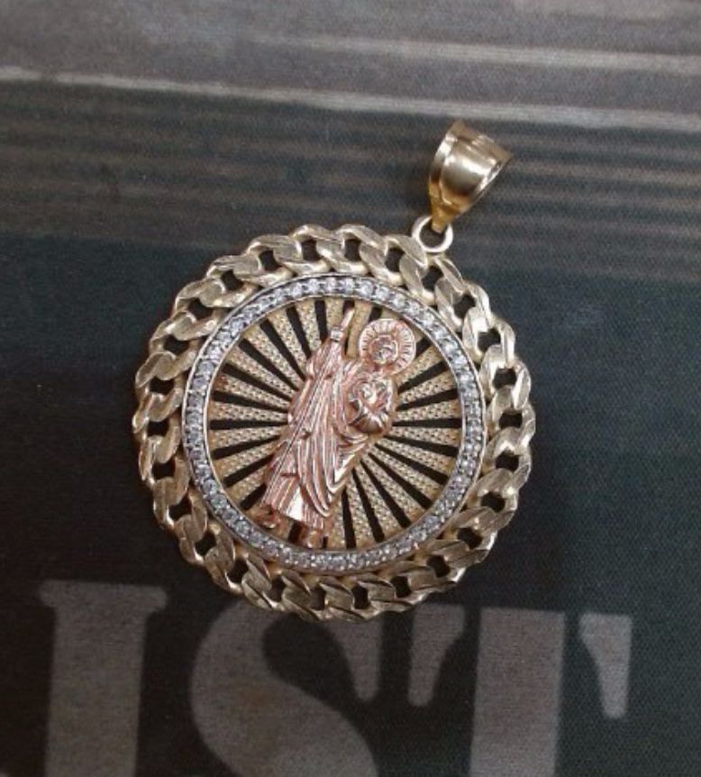 14k Gold Pendant