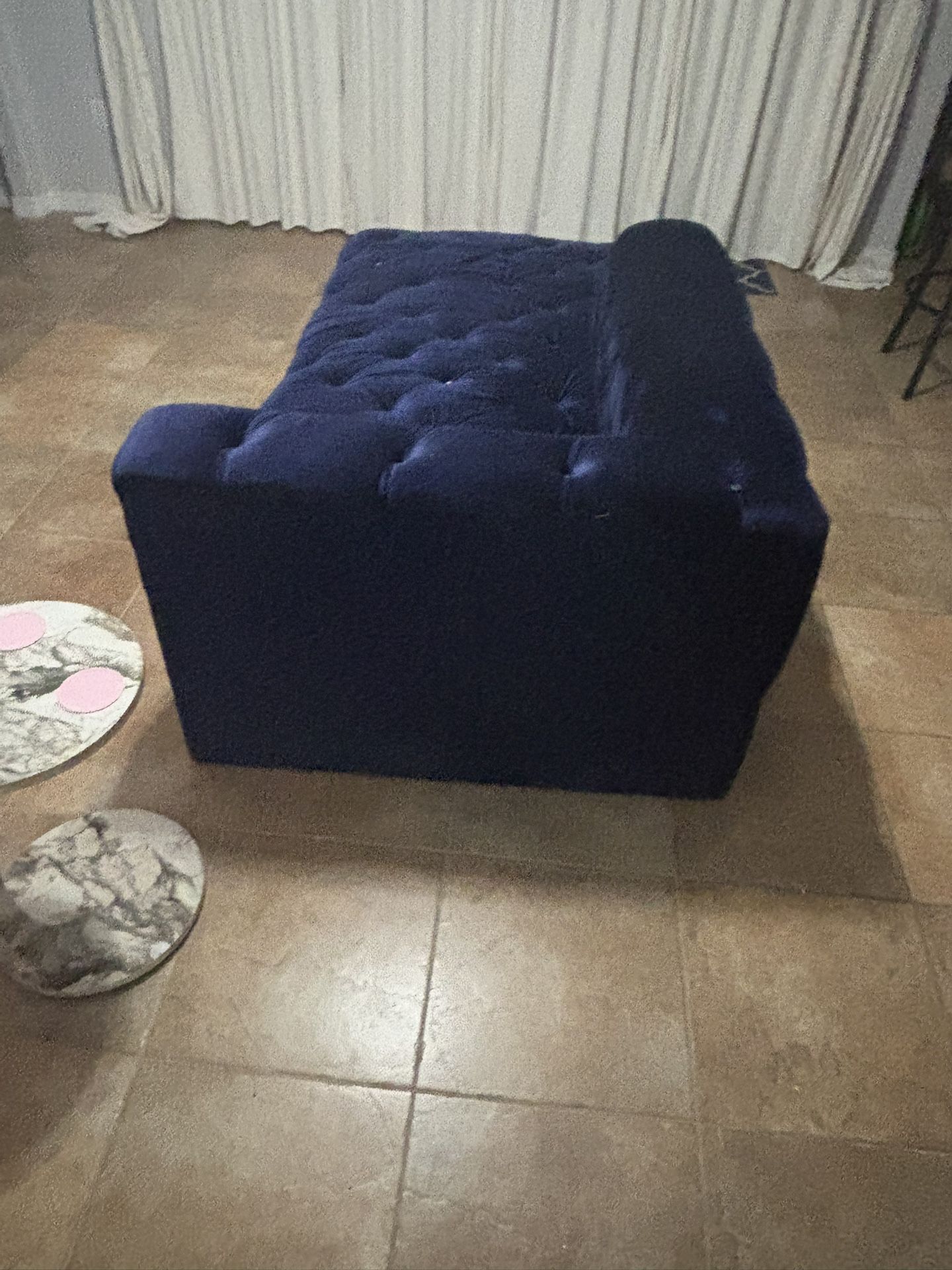Chaise Lounge
