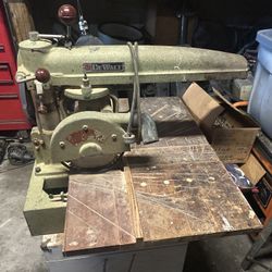 Vintage DeWalt Radial Arm Saw