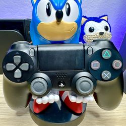 PlayStation 4 DualShock 4 Wireless Controller - Jet Black OEM CUH-ZCT2U V2