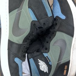 Air Jordan 1 Mid SE