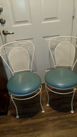 2 wrought Iron Padded Ice Cream Parlor Chairs White and blue